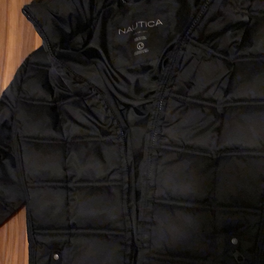 Hot Nautica Jacket for women. Whew! Black, M, 2 small snags on sleeve, pictured. - Picture 5 of 8